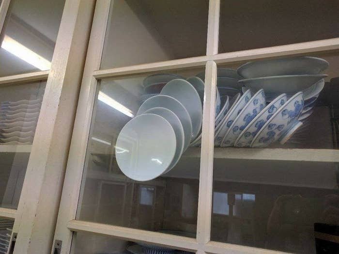 HFtvRYPWwAAFSQD.jpg